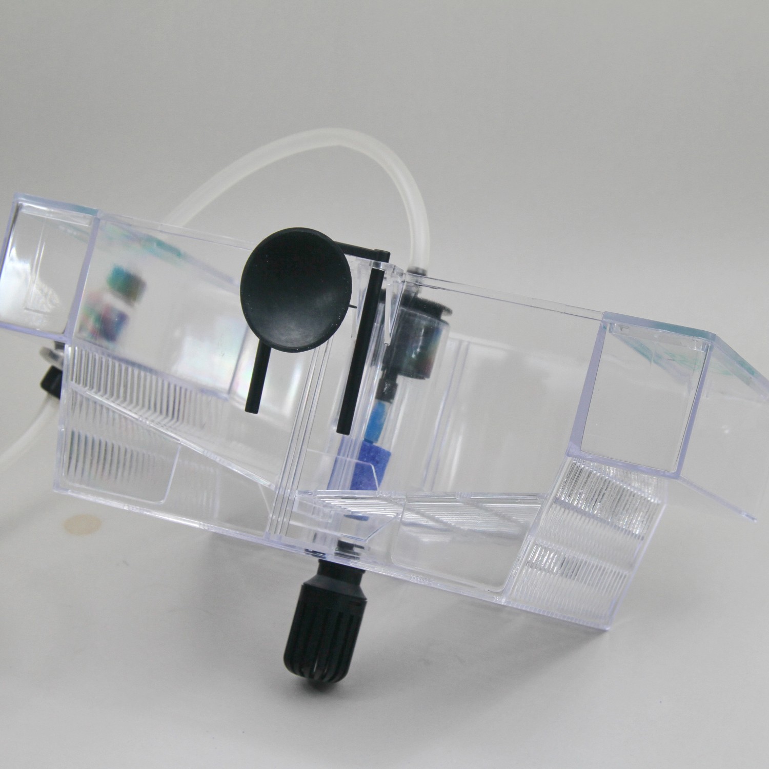 JBL BabyHome Oxygen Ablaichkasten: Transparenter Aufzuchtbehälter mit Sauerstoffversorgung.