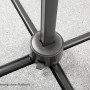 Detailaufnahme des anthrazitfarbenen Ampelschirm-Fußes von Schneider, ohne Platten.