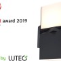 Moderne Lutec LED Design Außenleuchte Cuba mit zwei drehbaren, leuchtenden Würfeln.