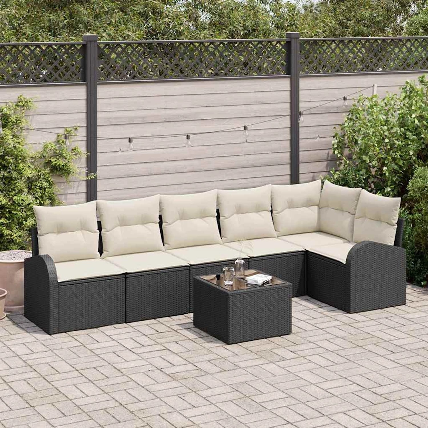 Schwarzes 7-teiliges Garten-Sofa-Set aus Poly Rattan mit Kissen von vidaXL.