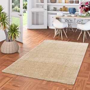 Beiger Langflor Teppich Aloha von Pergamon, 140x200 cm. Hochflor Teppich für Wohnräume.