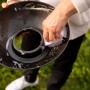 Reinigung der Schale vom Campingaz 360° Tisch-Grill Anthrazit.