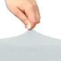 Detailaufnahme: Silber-graue Beautissu Biertischhusse, Stretch-Material wird gedehnt.