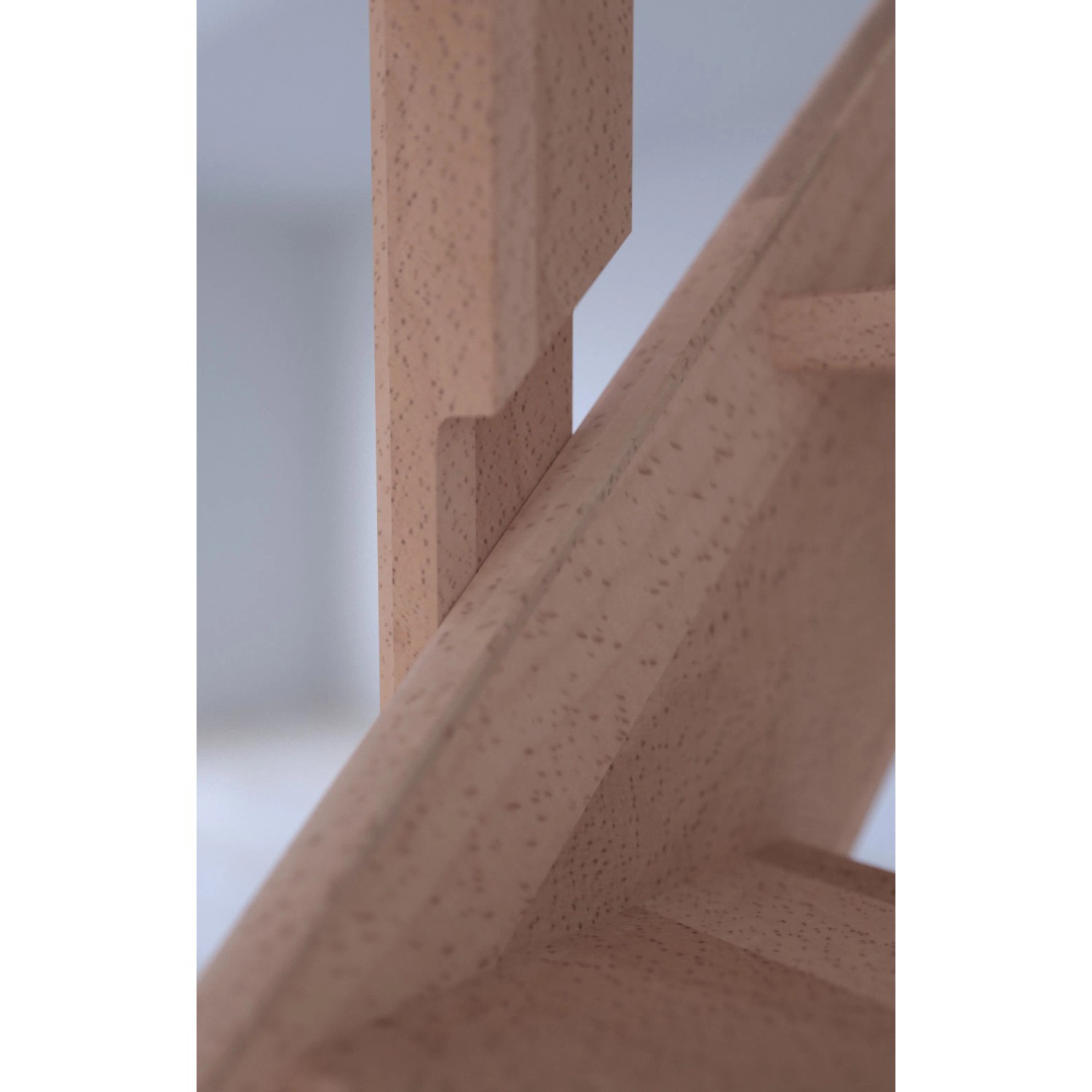 Detailaufnahme: Buche Treppe Mykonos Pro, unbehandelt, mit Holzstruktur. Innentreppe.