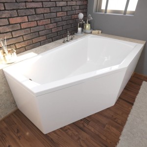 Weiße KOLMAN Eckbadewanne 150x90 cm aus Acryl mit Ablauf und Füßen, im modernen Bad mit Ziegelwand.