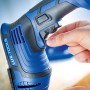 LUX Schlagbohrmaschine E-BMS-21 (750 W) in Blau/Schwarz mit Tiefenanschlag in Bedienung.