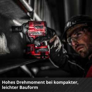 Einhell Akku-Schlagschrauber TP-CW 18/350-C BL in Aktion. Handwerker nutzt kompakten Akkuschrauber mit hohem Drehmoment.