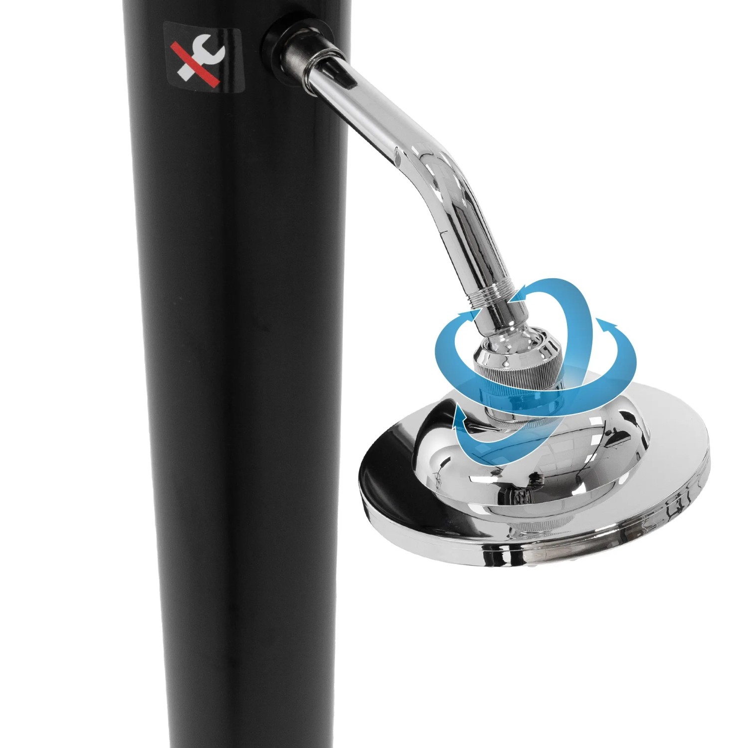 Detailaufnahme Regenduschkopf der schwarzen ML-Design Solardusche mit Fußdusche.