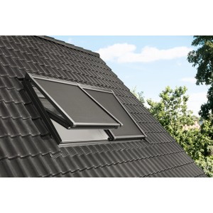 Velux Solar Markise MSL UK04, schwarzes Dachfenster-Rollo für Hitzeschutz und Verdunkelung.