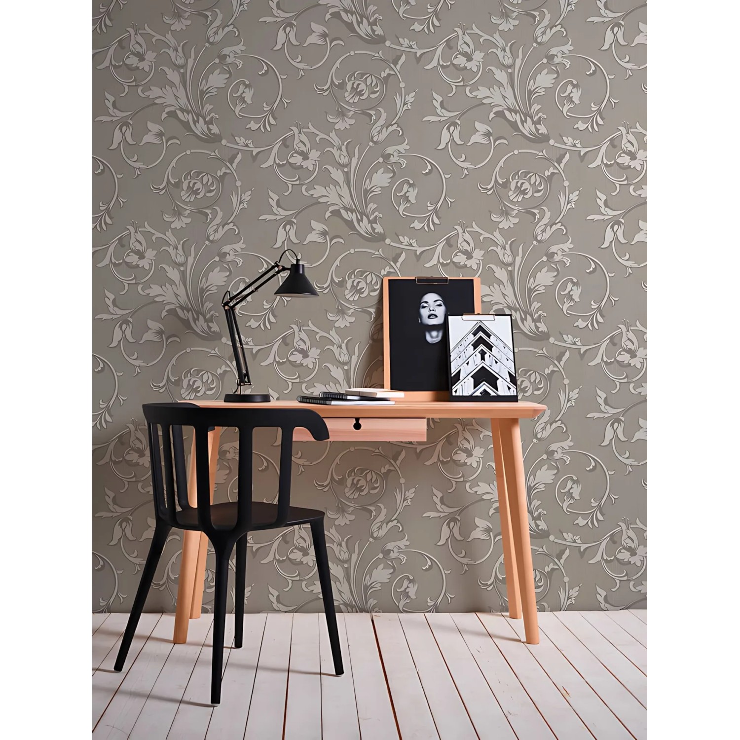 PROFHOME Textiltapete mit Blumenmuster in Grau und Beige, matte Optik.