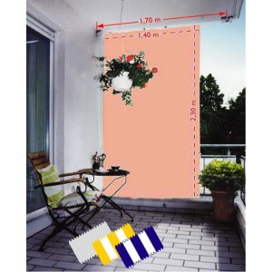 Floracord Senkrechtsonnensegel Terracotta, 230x140cm, am Balkon montiert.