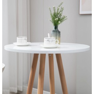 CLP Stehtisch Livia rund mit weißer Tischplatte und naturfarbenen Holzbeinen. Modernes skandinavisches Design.
