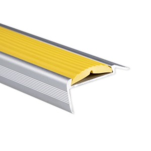 KARAT Treppenkantenprofil Power Grip, gelbe Gummieinlage, vorgebohrt, 4,2x2x90 cm.