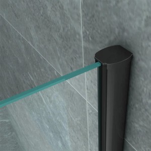 Detailaufnahme: Belvit Duschkabine mit Drehtür, mattschwarzer Rahmen, 6mm Sicherheitsglas.