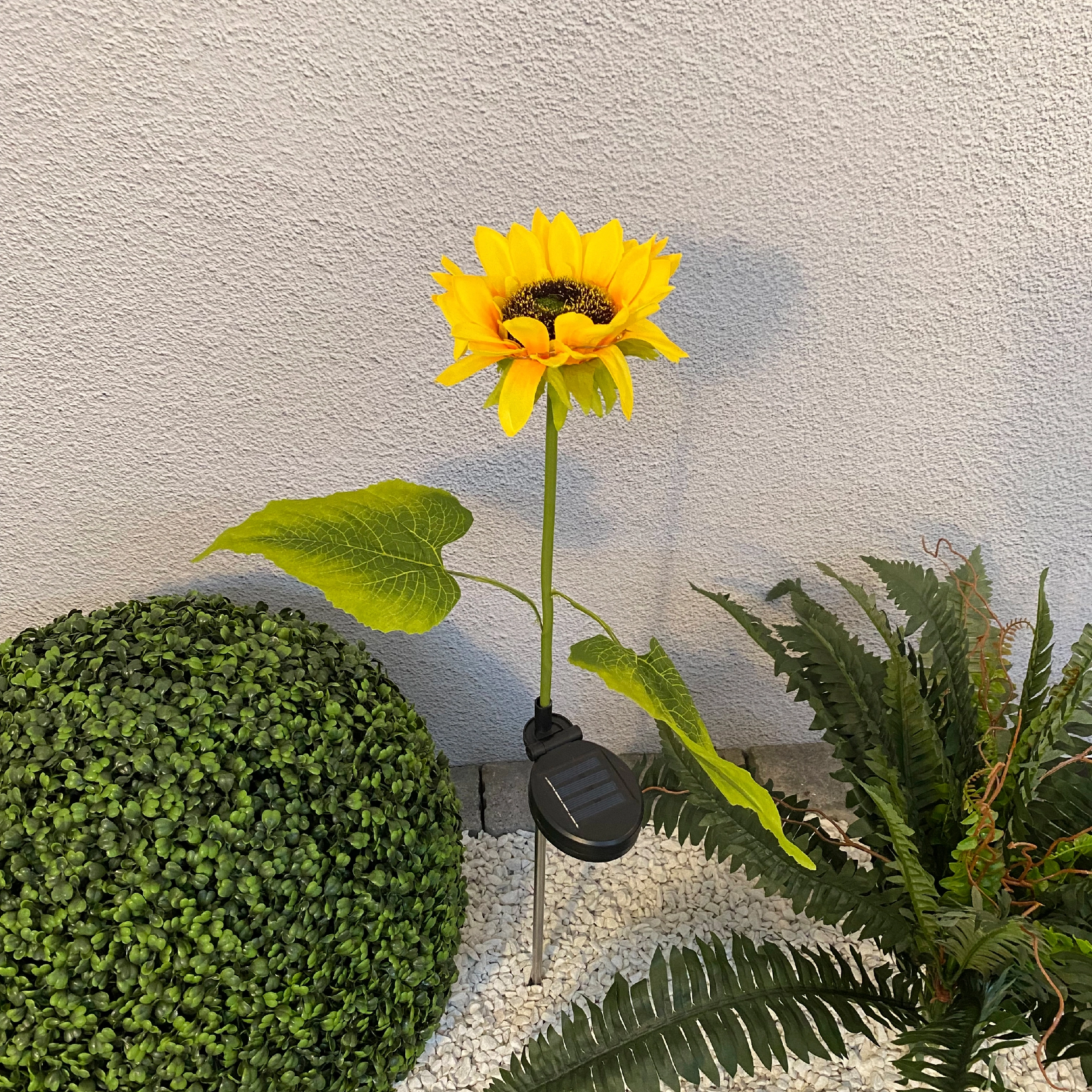 Näve Solar-Erdspieß Sonnenblumen IP44 Gelb-Grün 2er-Set 78,5 cm kaufen bei  OBI