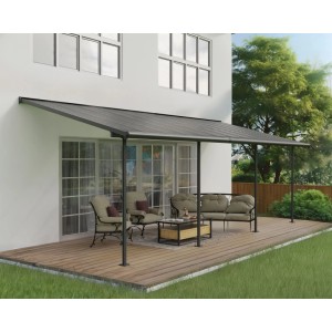 Canopia Terrassenüberdachung Capri, 730x300 cm, anthrazitgrau, mit Gartenmöbeln auf Terrasse.