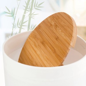 Weißer MSV Kosmetikeimer Oslo mit Bambusdeckel, 5 Liter Fassungsvermögen.