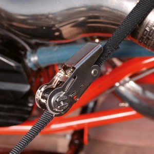 Master Lock Spanngurt mit Ratsche und S-Haken, 5 m, zur Ladungssicherung.