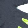 Detailansicht: Grauer LUX Kinderhandschuh Traktor Gr. 5 mit Noppen für besseren Grip.