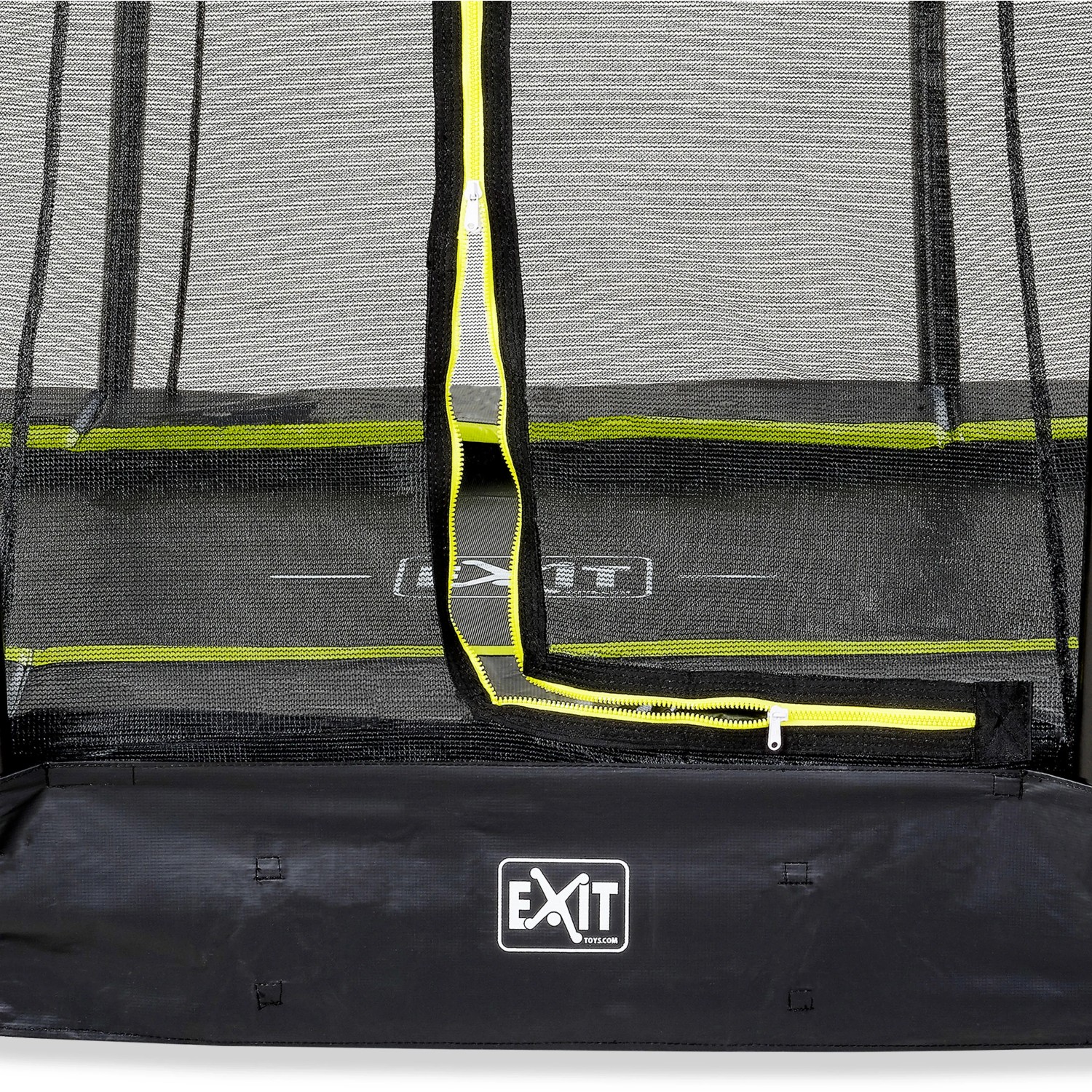 Detailansicht: Schwarzes EXIT Silhouette Bodentrampolin 153x214 cm mit Sicherheitsnetz und gelbem Reißverschluss.