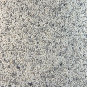Terralith Marmor Steinteppich Mix Pisa, feine, gerundete weiße und graue Natursteine für Außenbereiche.