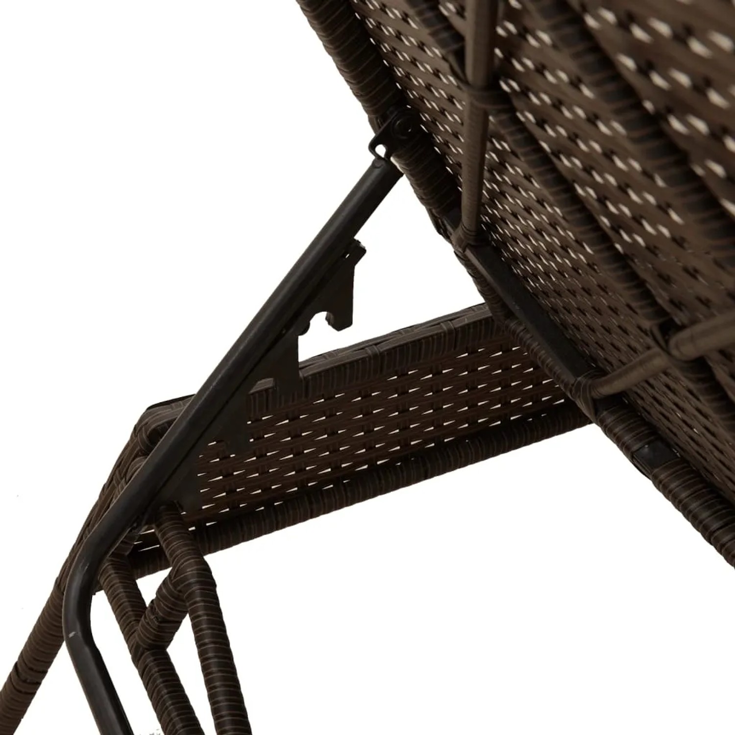 Detailansicht der braunen vidaXL Sonnenliege aus Poly Rattan mit Stahlrahmen.