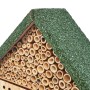 Kobolo Insektenhotel: Grünes Dach, Füllung aus Bambusröhren und Holz für Bienen und Nützlinge.