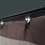Detailaufnahme: Dunkelgraues Seitenteil mit Haken für Palram Canopia Pavillon Dallas 4300.