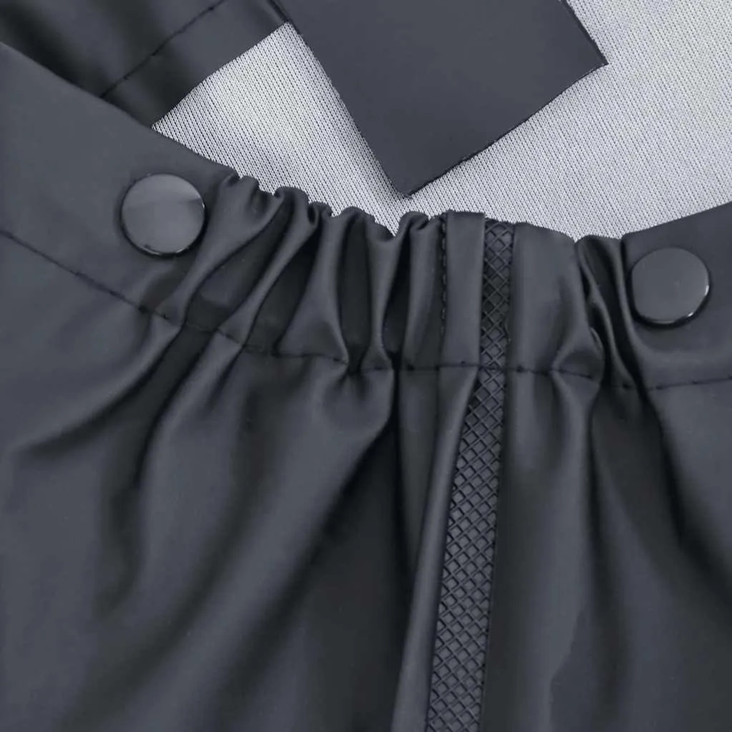 Detailansicht: Schwarze vidaXL Wathose mit Stiefeln, Größe 40, Arbeitskleidung.