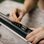 Fiskars Oszillierender Regner X-Series S-L: Einstellung der Düsen für die Bewässerung.