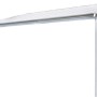 Weiße Home Deluxe Terrassenüberdachung Solis aus Aluminium mit Hohlkammerplatten.