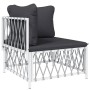 Weißes Gartenmöbel Eckteil mit grauen Kissen aus dem vidaXL 6-tlg. Lounge-Set.