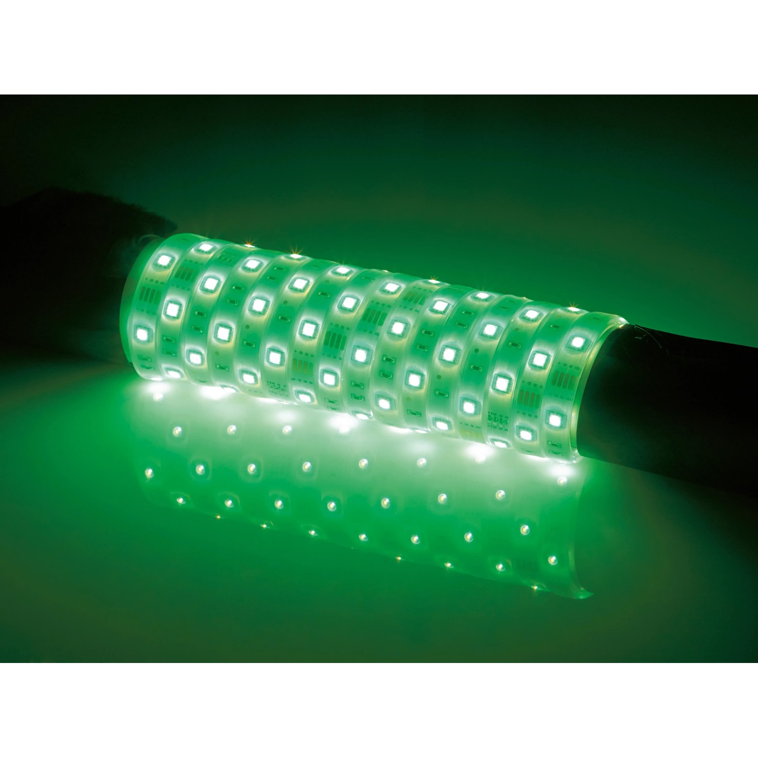 Flexibler, selbstklebender 3 m LED Streifen mit mehrfarbigen LEDs für den Innenbereich.
