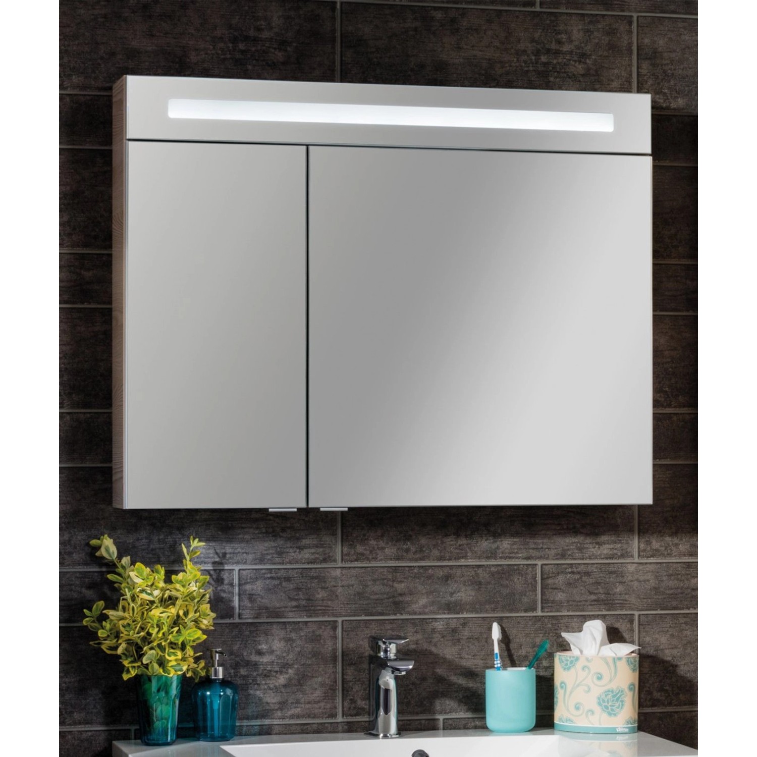 Fackelmann Spiegelschrank B.Clever Alaska Esche 90 cm mit Beleuchtung und Softclose-Türen.