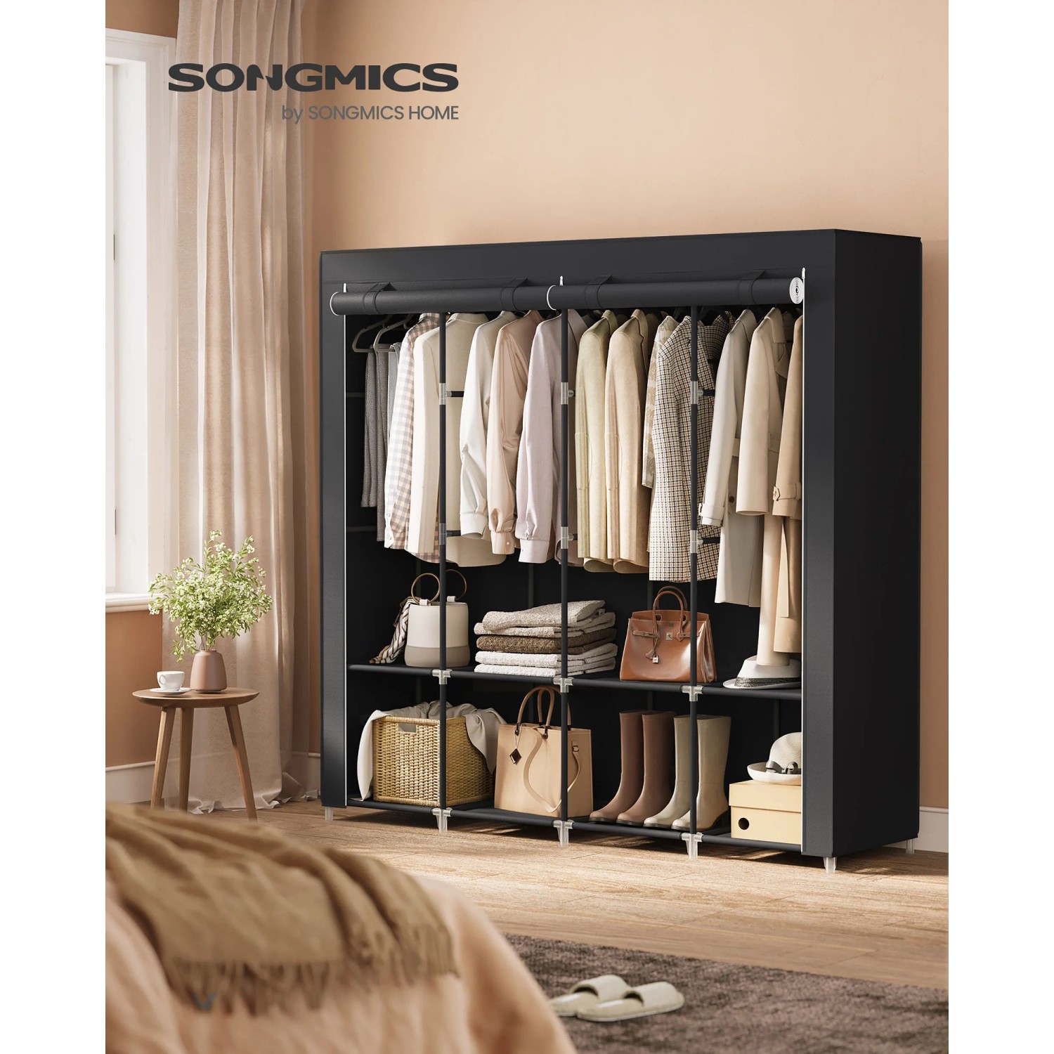Schwarzer Songmics Textil-Kleiderschrank mit 4 Hängefächern und Ablagen.
