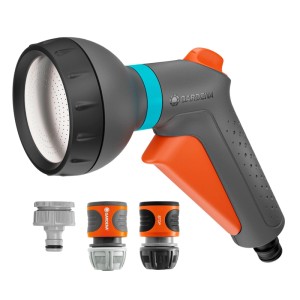 Gardena Bewässerungsbrause Starter-Set Classic mit Hahn- und Schlauchverbindern für die Gartenbewässerung.