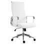 Weißer Svita Office Comfort Bürostuhl mit hoher Rückenlehne und Kunstlederbezug.