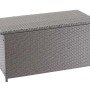 Graue MCW Poly-Rattan Kissenbox, 250l, ideal zur Aufbewahrung im Garten.