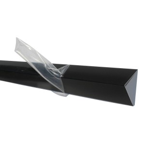 Schlögel Alu L-Profil RAL 9005 Tiefschwarz, gekantet, mit abziehbarer Schutzfolie.