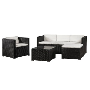 Schwarze Polyrattan Lounge „Punta Cana L“ mit creme Bezügen. Gartenmöbel Set mit Sofa, Sessel, Hocker und Tisch.