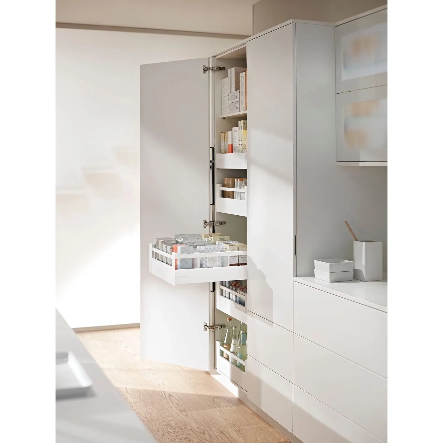 Blum Space Tower Tandembox antaro mit Reling Nennlänge 500 mm Korpusbreite 450 mm Seidenweiß