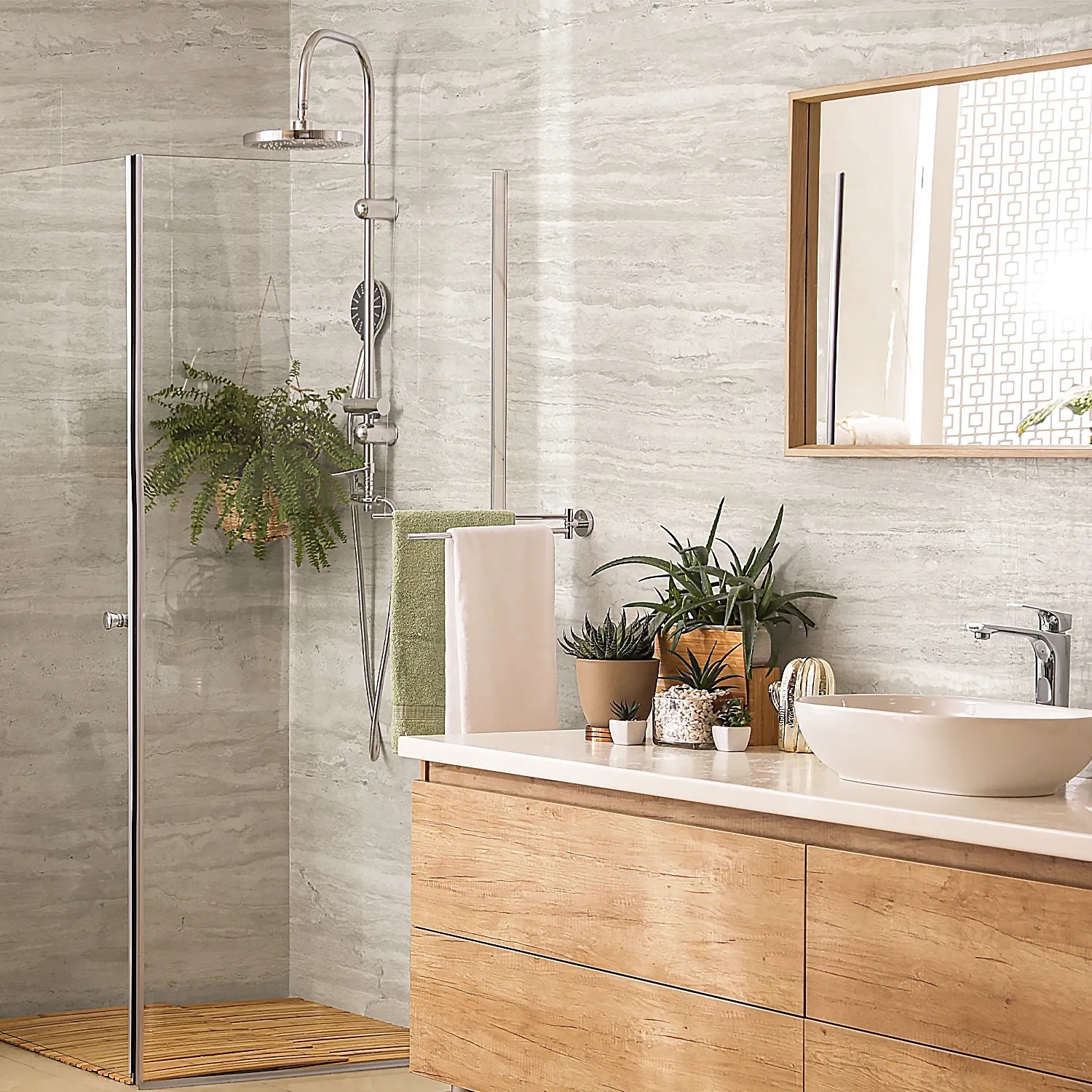 Badezimmer mit Grosfillex Wandpaneelen Element 3D Optik Romano Bianco Matt.