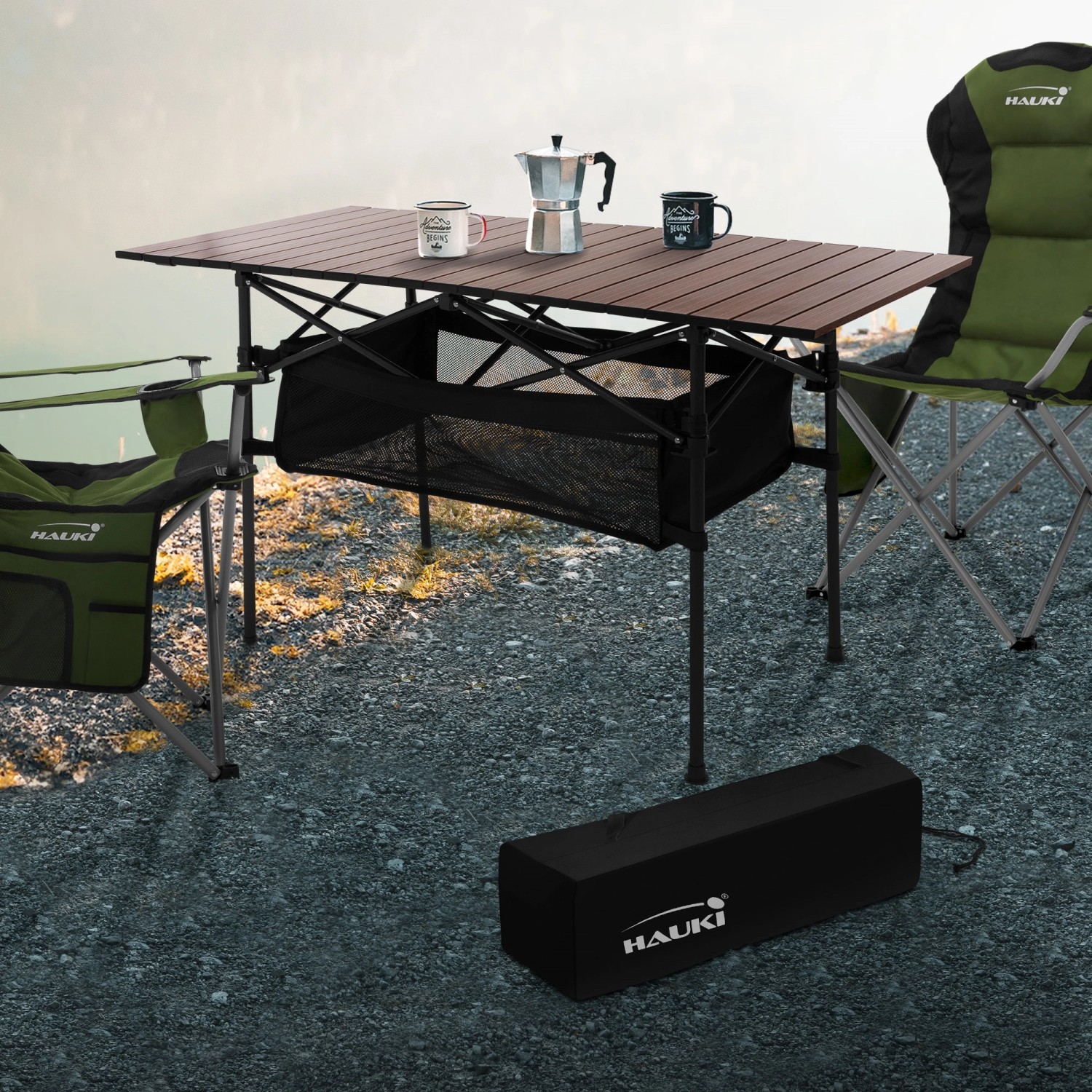 Hauki Campingtisch, braun, faltbar, mit Tasche und Netz, 118x55x64,5 cm. Ideal für Camping.