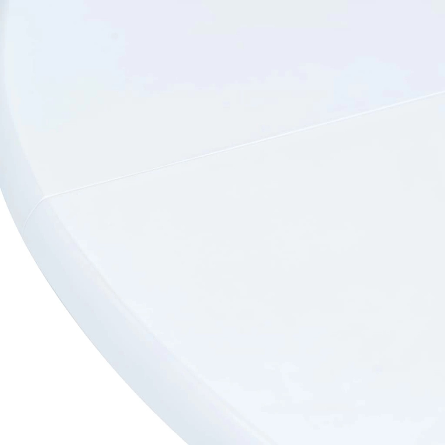 Detailansicht der weißen Tischplatte der vidaXL Essgruppe aus Gummiholz.