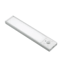 Silberne LUXULA LED Unterbauleuchte mit Akku, dimmbar und mit Bewegungsmelder für Schränke und Küchen.