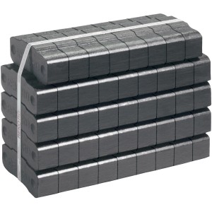 Bündel Rekord Braunkohlebriketts (25 kg) für Kamin und Ofen.