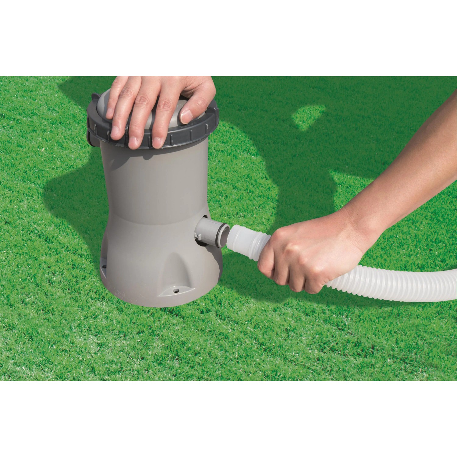 Bestway Solar Poolheizung: Anschluss einer Filterpumpe an die Heizung.