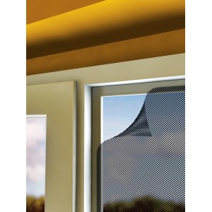 Transparentes Doppelklettband (5,6 m) zur Befestigung von Insektenschutzrahmen am Fenster.