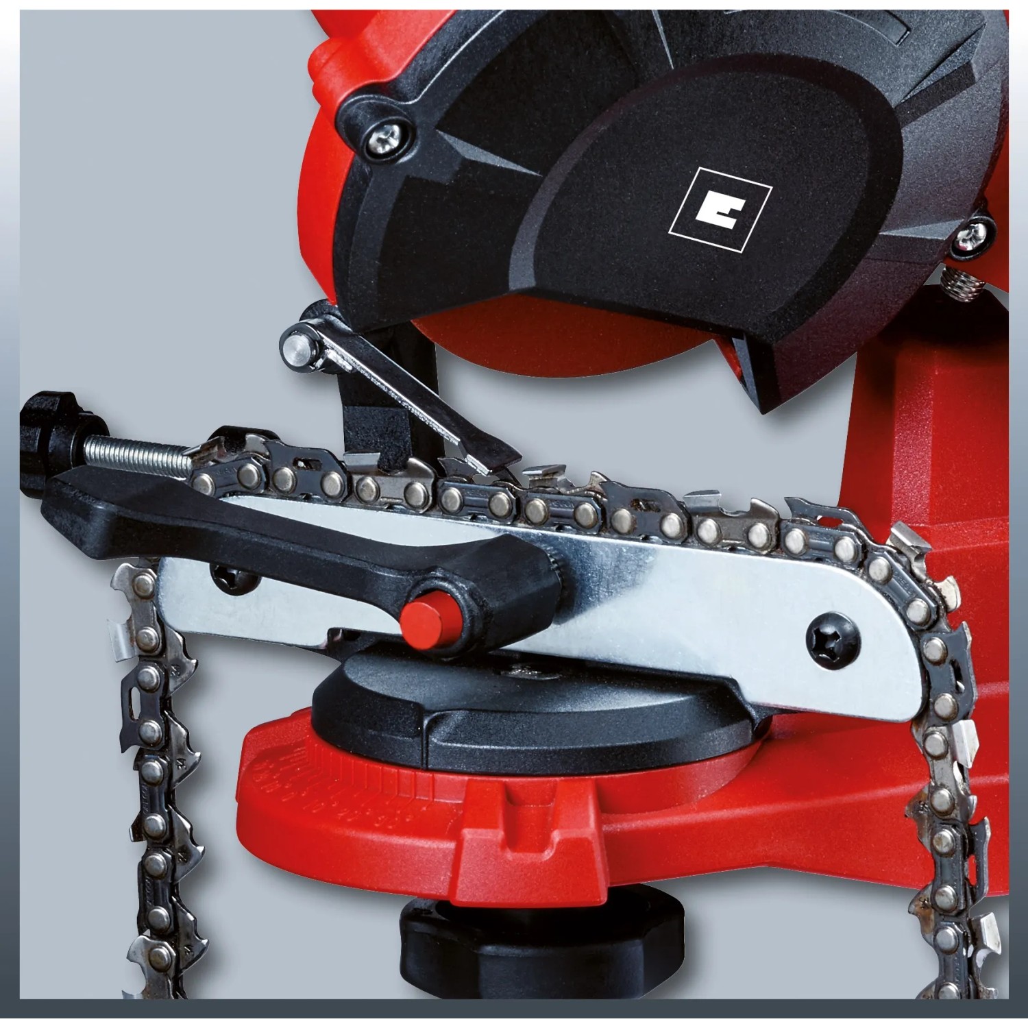 Einhell GC-CS 85 E Sägekettenschärfgerät zum Schärfen von Sägeketten.