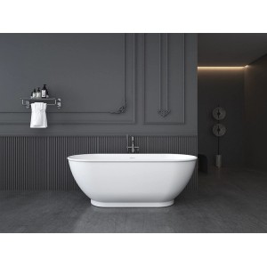 Weiße, freistehende ovale Badewanne Mobula aus Acryl, 170 cm, in modernem Badezimmer.